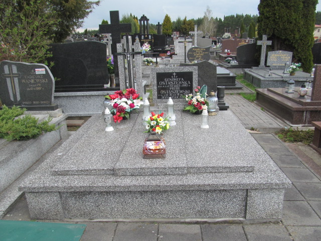 Grób Genowefa Ostaszewska