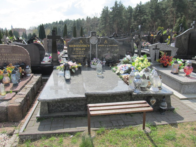 Grób Henryka Sieredzińska